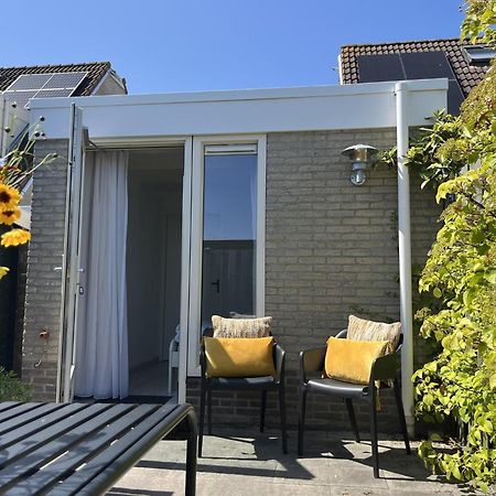 Fijne Vakantiewoning In Domburg Op Loopafstand Strand En Centrum Met Parkeerplaats Екстер'єр фото